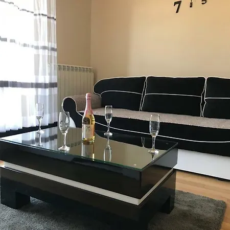 Dragisic Kalman J15,d8 Διαμέρισμα *