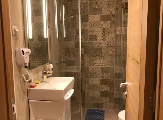 Dragisic Kalman J15,d8 Apartamento