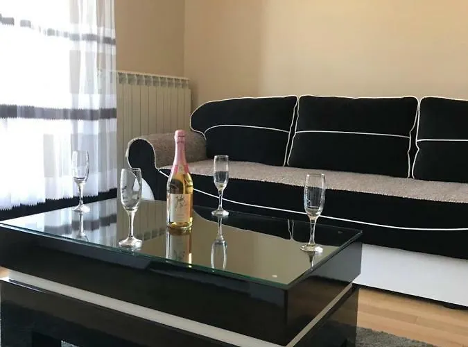 Dragisic Kalman J15,d8 Apartamento *